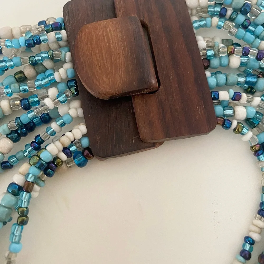 Unique Vintage Aqua Blue and White Beaded Necklace with carved wood clasp - Picture 6 of 9